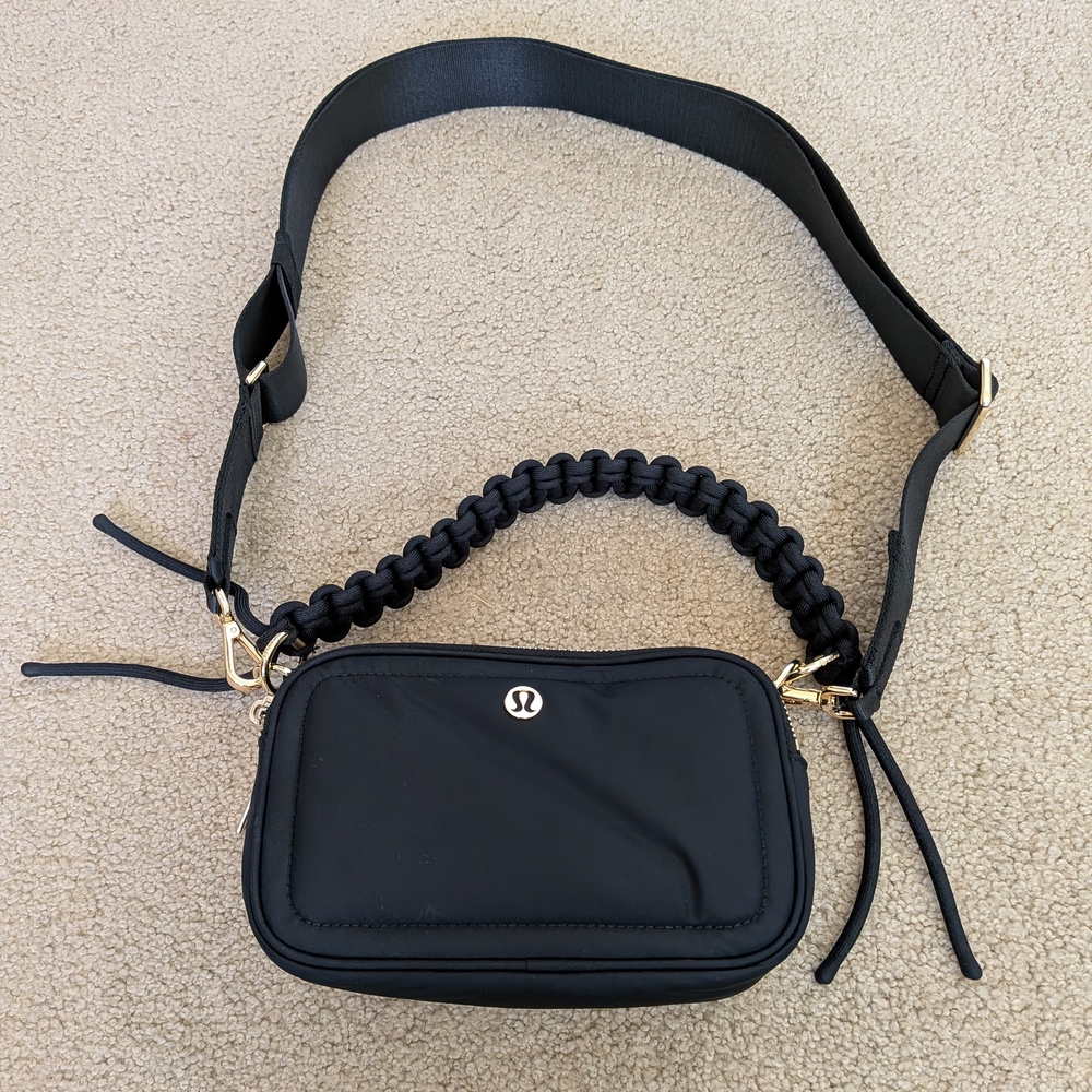 Lululemon Camera Bag with Braided Top Handle in Black with Gold Hardware